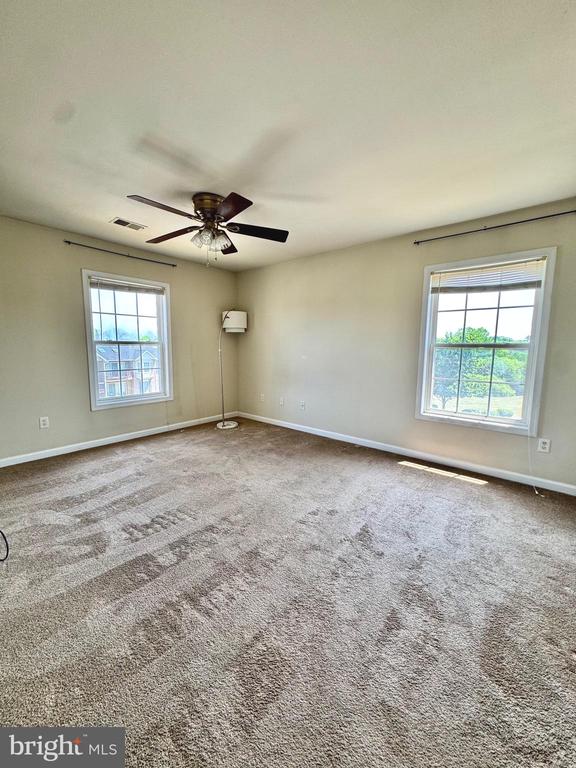 152 BROOKLAND COURT Unit: 10