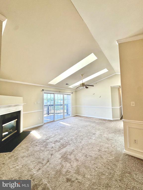 152 BROOKLAND COURT Unit: 10