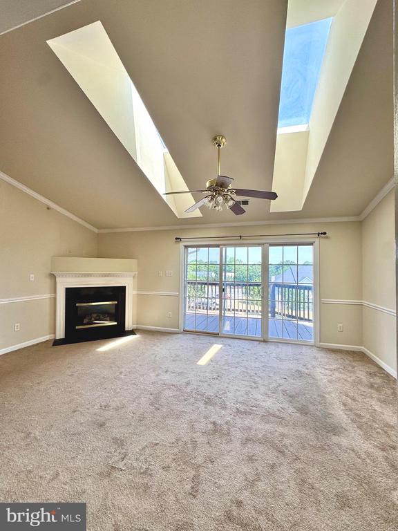 152 BROOKLAND COURT Unit: 10