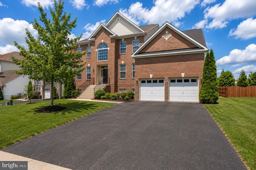 120 NASSAU DRIVE