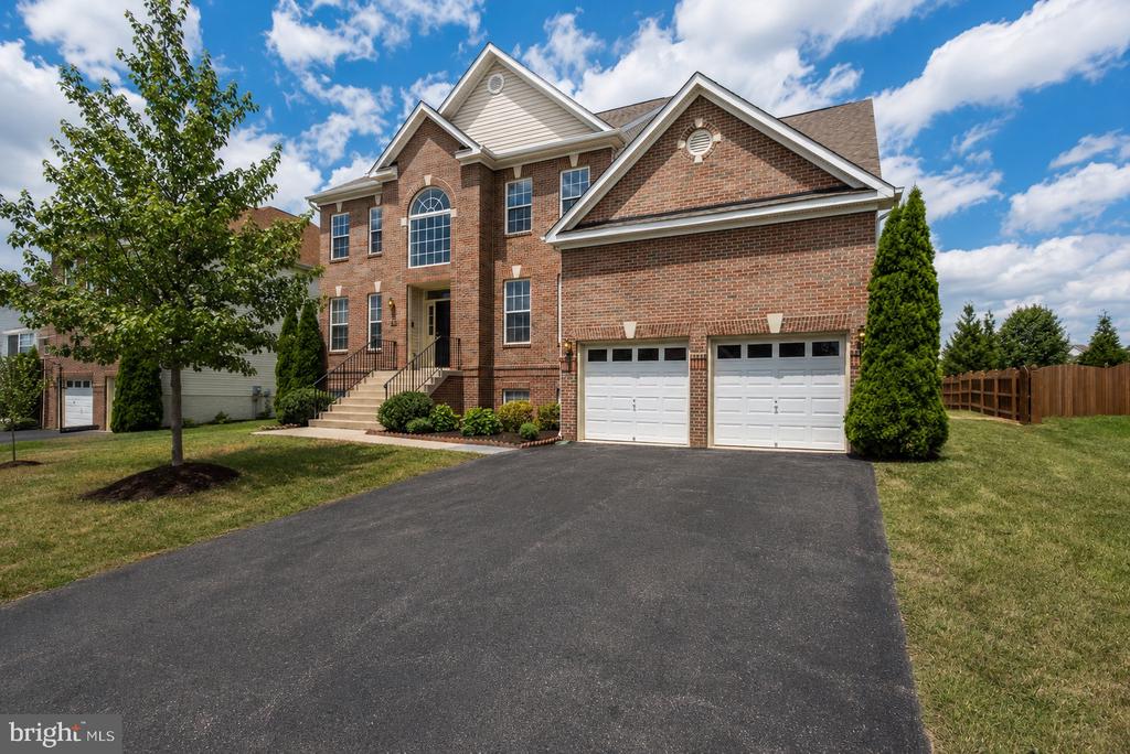 120 NASSAU DRIVE