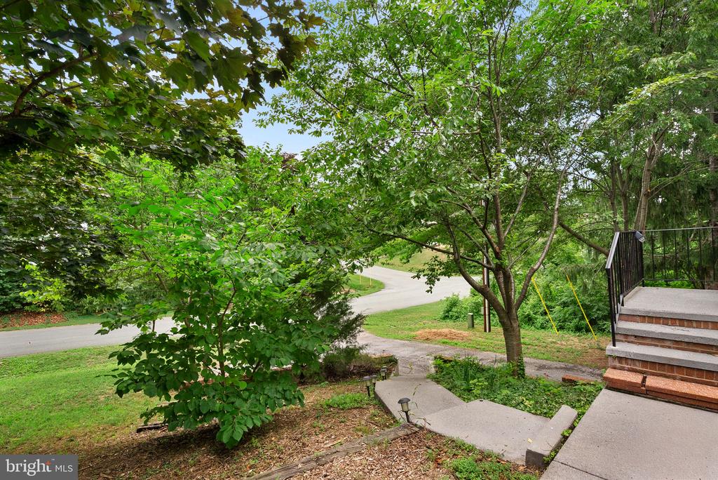 112 YALE DRIVE