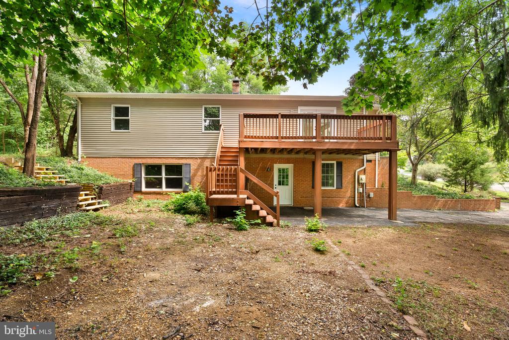 112 YALE DRIVE