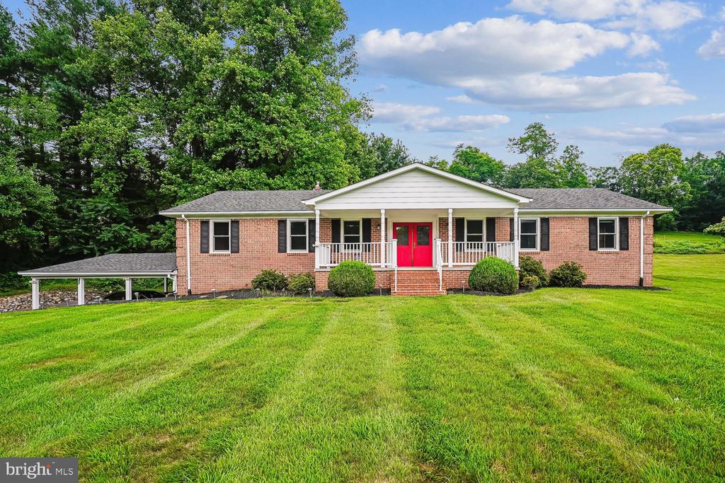 112 BEVERLY DR