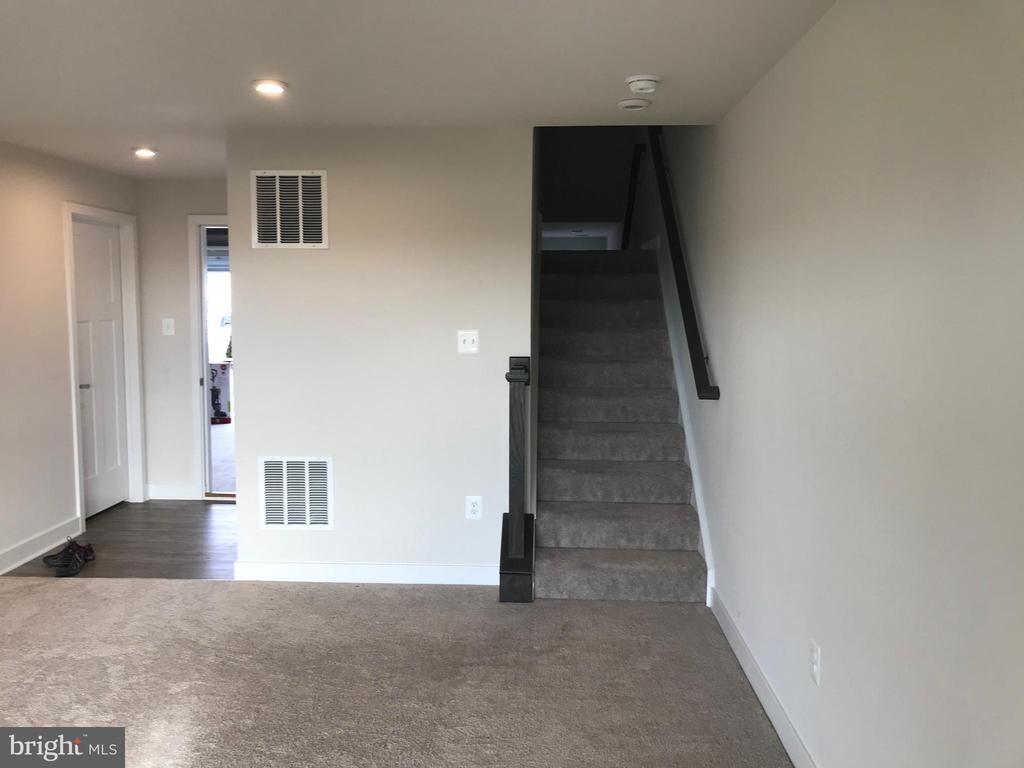 103 BERGAMOT WAY