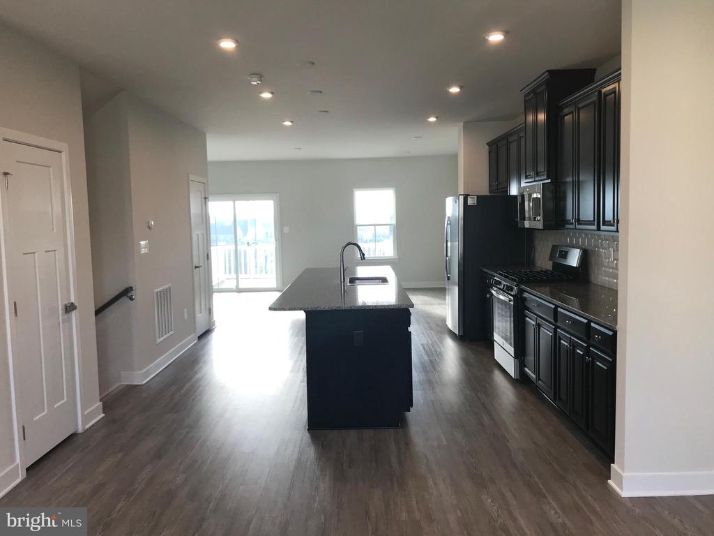 103 BERGAMOT WAY