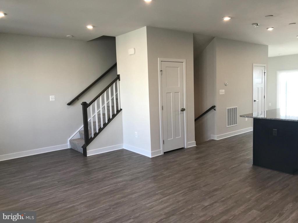 103 BERGAMOT WAY