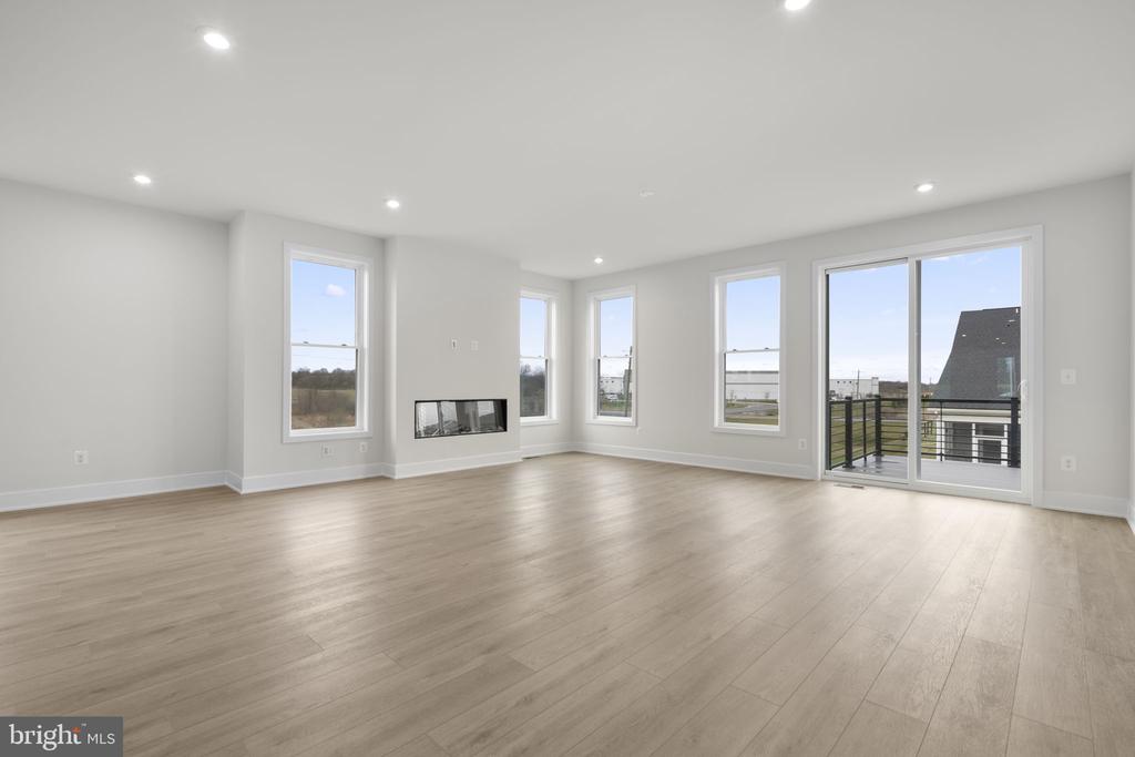 134 WAGTAIL LANE Unit: HOMESITE 1014