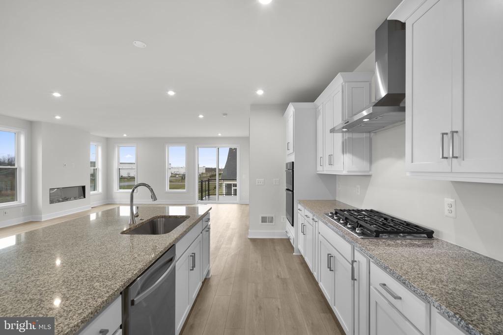 134 WAGTAIL LANE Unit: HOMESITE 1014