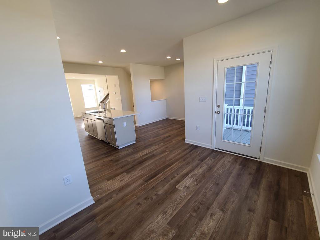 108 ALDERMAN WAY