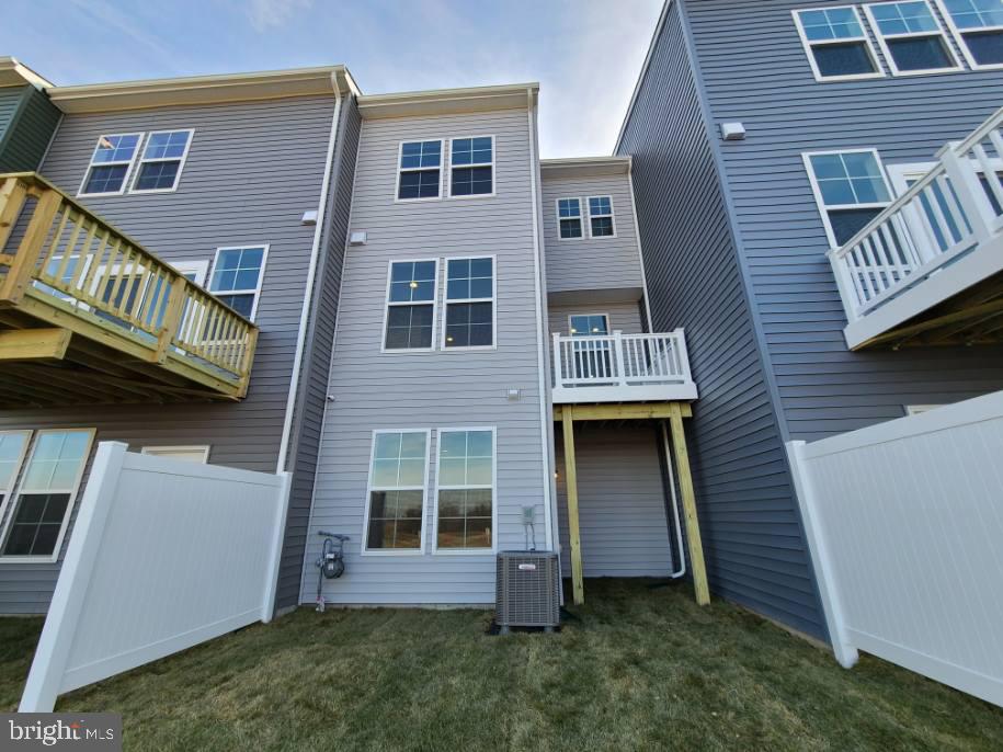 108 ALDERMAN WAY