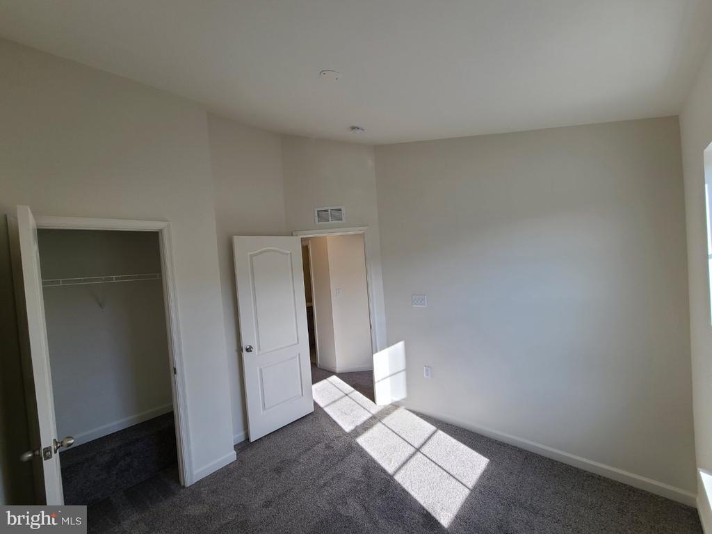 108 ALDERMAN WAY