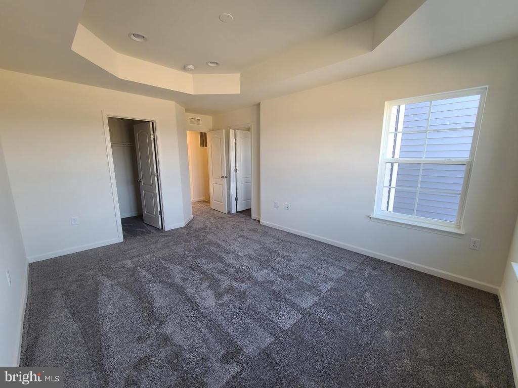 108 ALDERMAN WAY