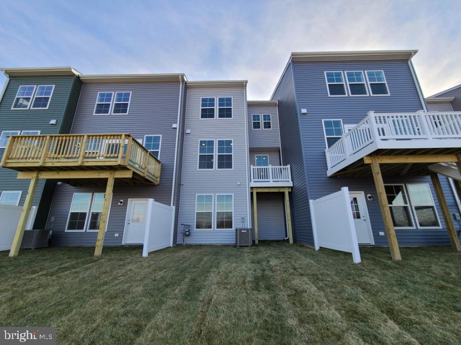 108 ALDERMAN WAY