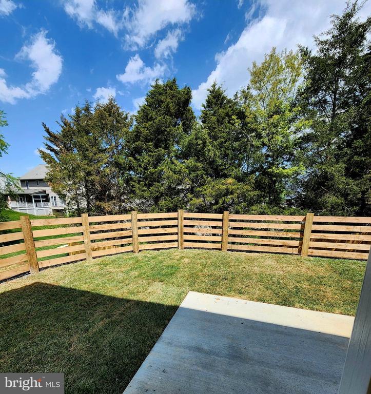 111 CORALYROSE COURT