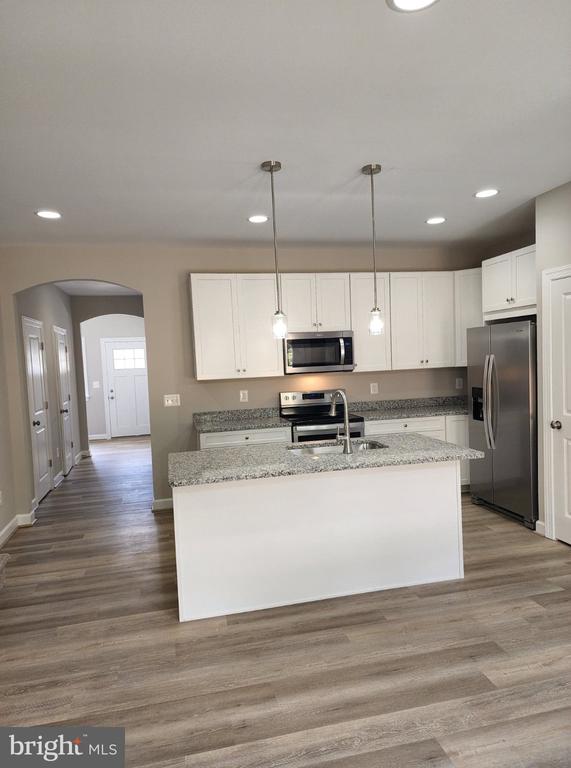 111 CORALYROSE COURT