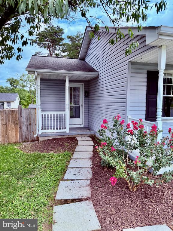 107 KINGSLAND COURT