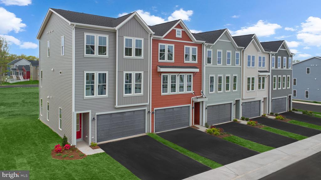 108 STATESMAN DRIVE Unit: HOMESITE 2202
