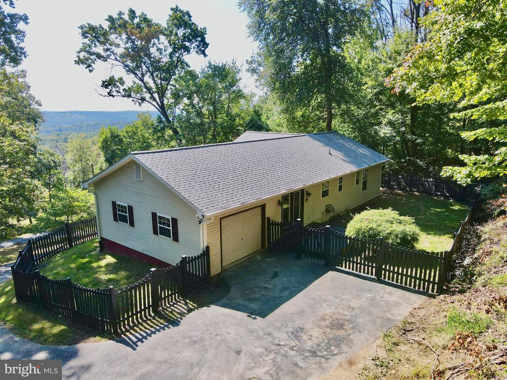 151 HURON TRAIL