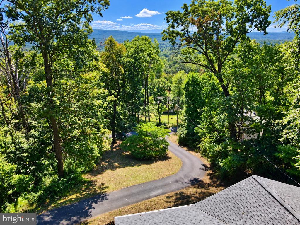 151 HURON TRAIL