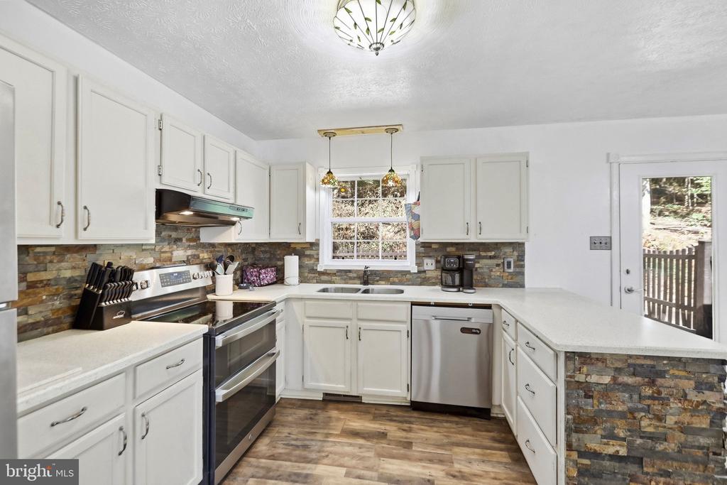 151 HURON TRAIL