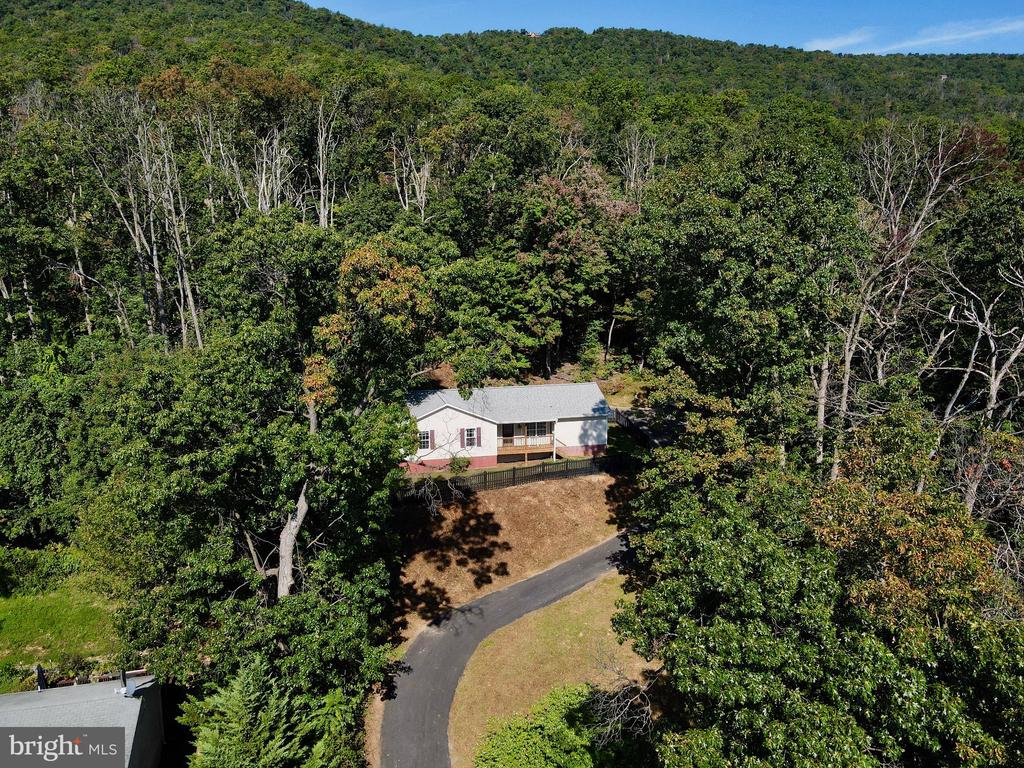 151 HURON TRAIL