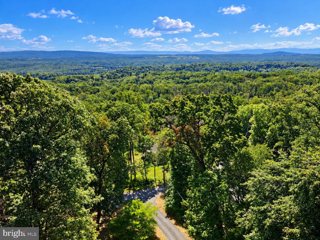 151 HURON TRAIL