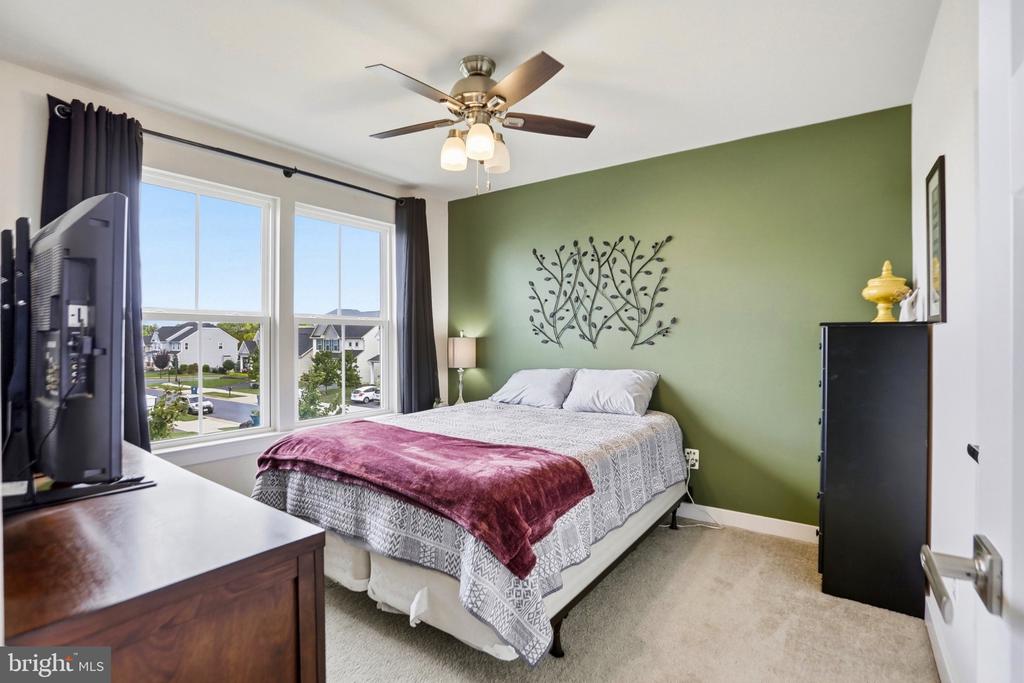 130 EMPEROR DRIVE