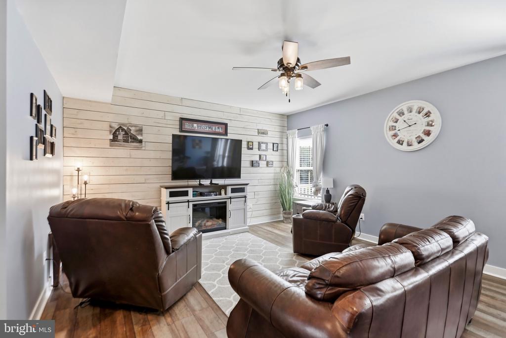 130 EMPEROR DRIVE