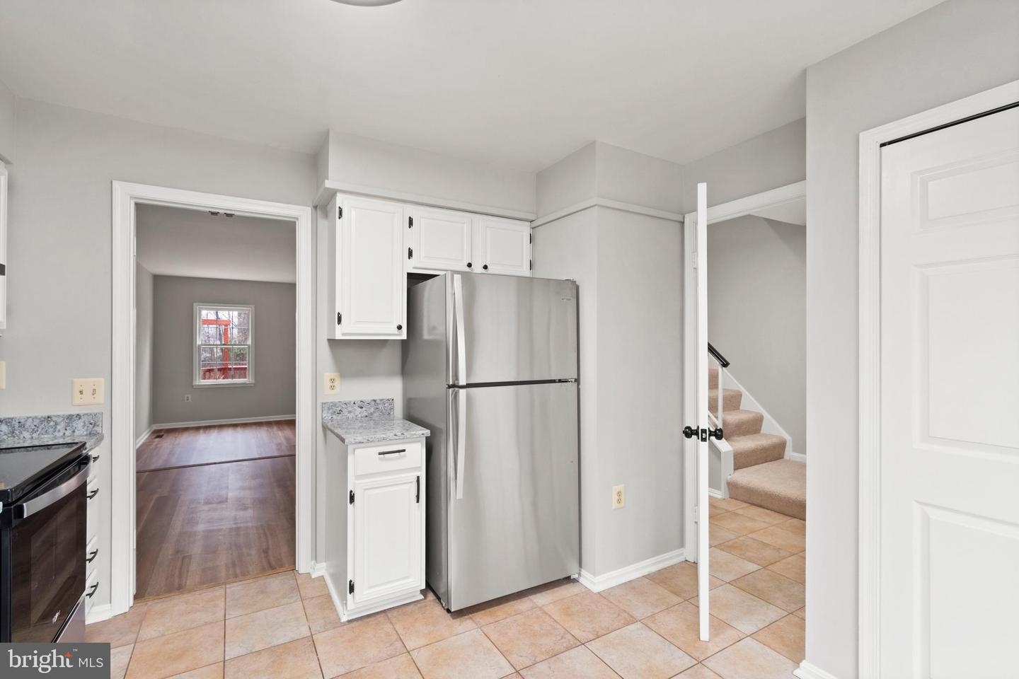 5853 ROCKDALE COURT