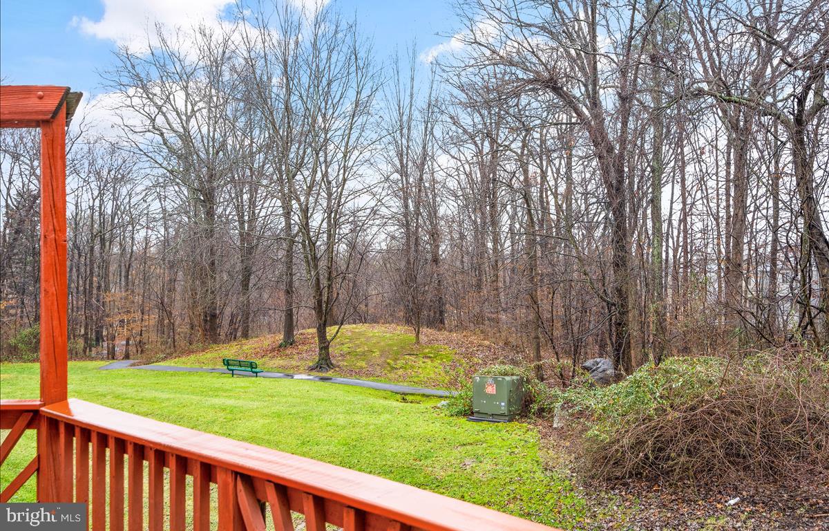 5853 ROCKDALE COURT
