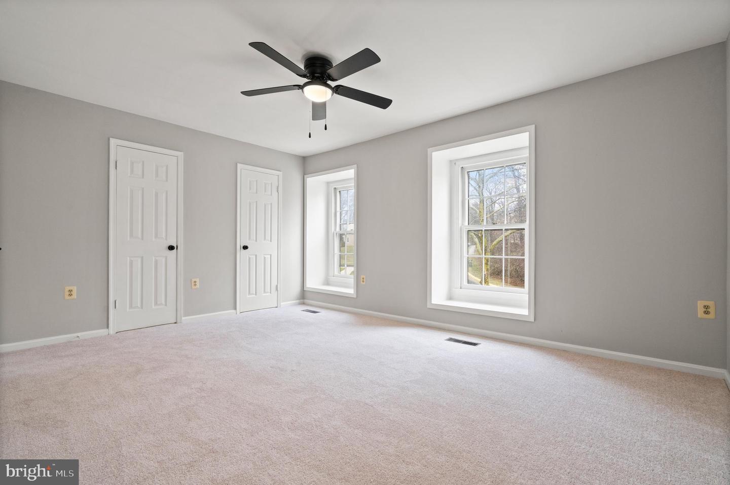 5853 ROCKDALE COURT