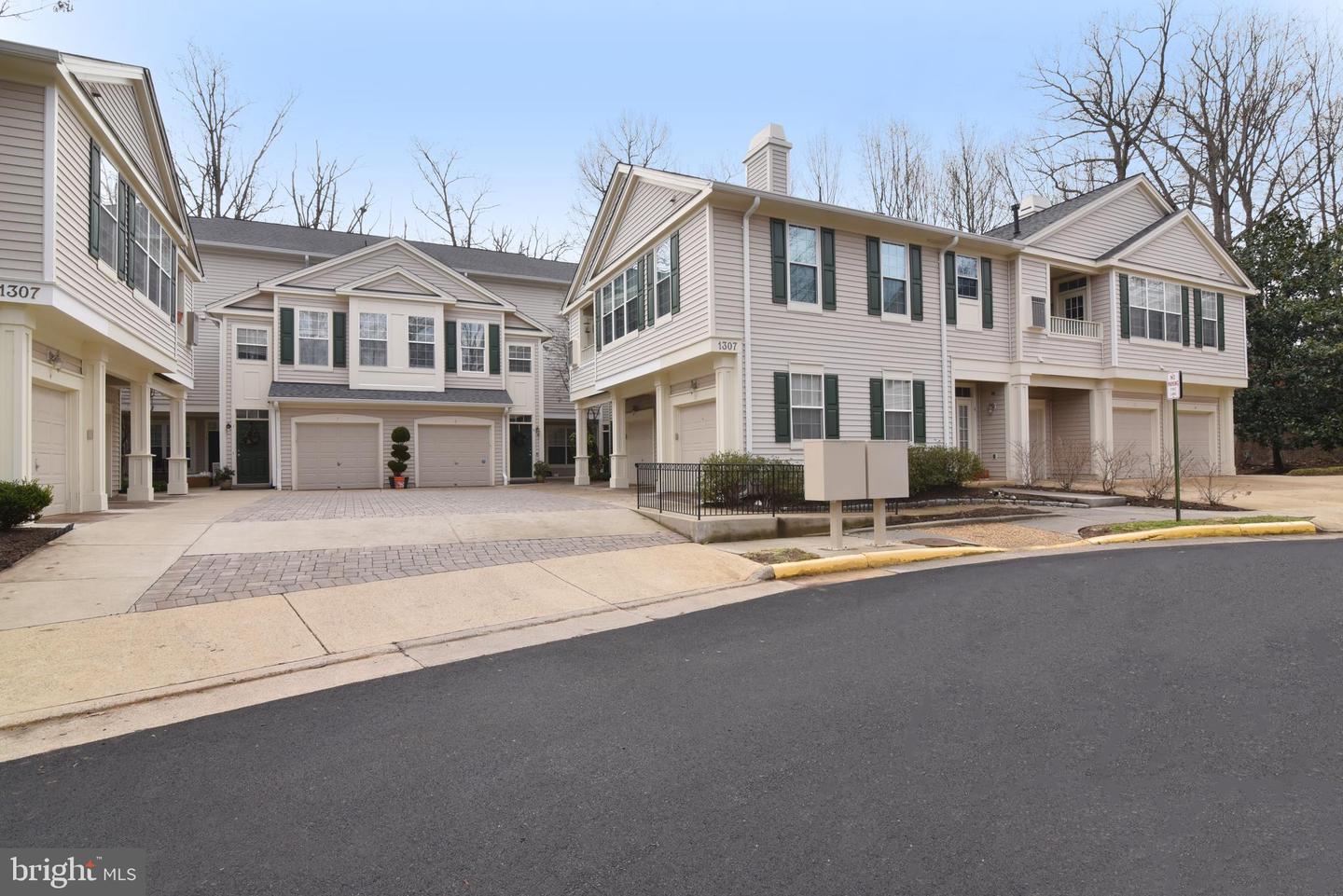 1307 WINDLEAF DRIVE Unit: 138