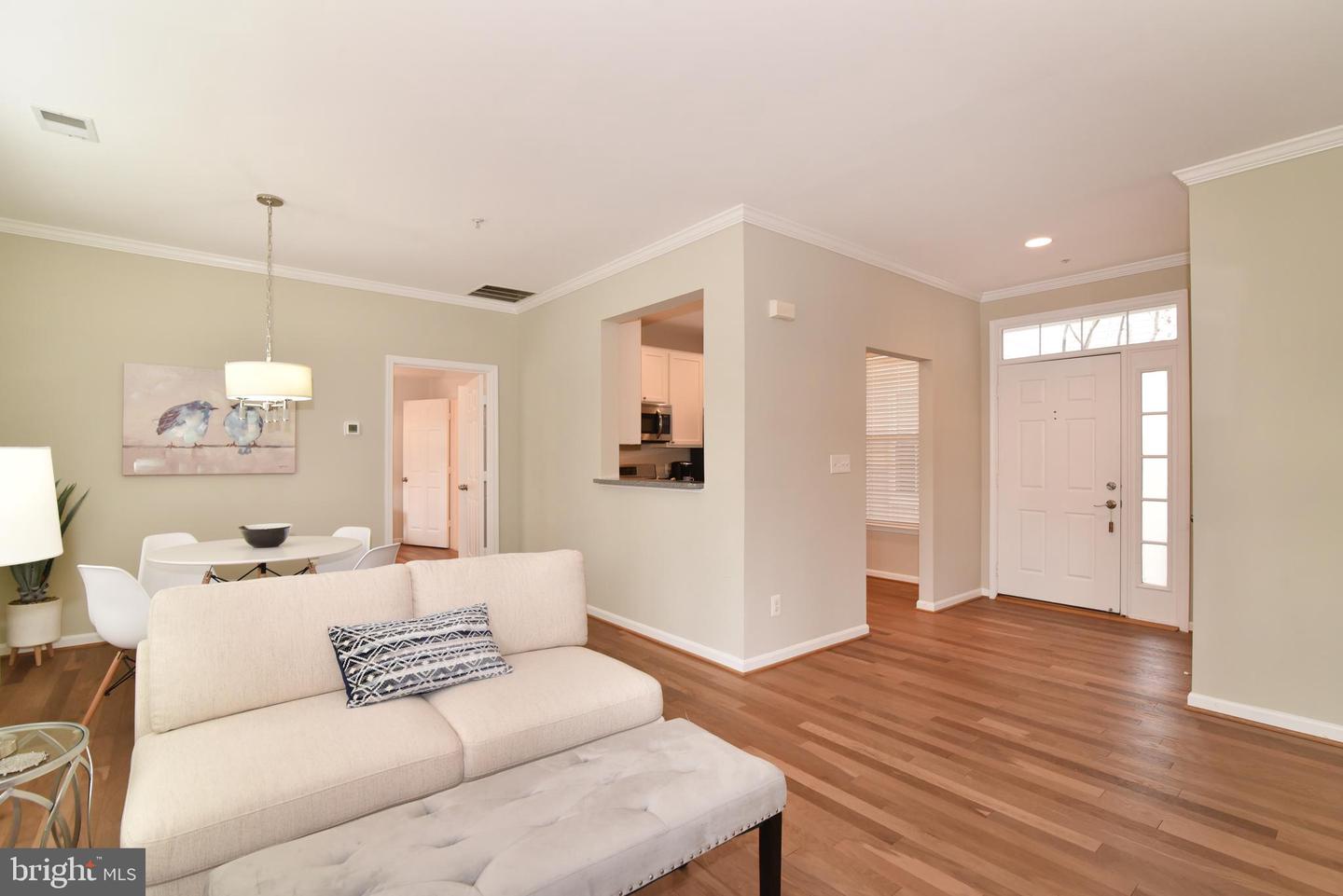 1307 WINDLEAF DRIVE Unit: 138