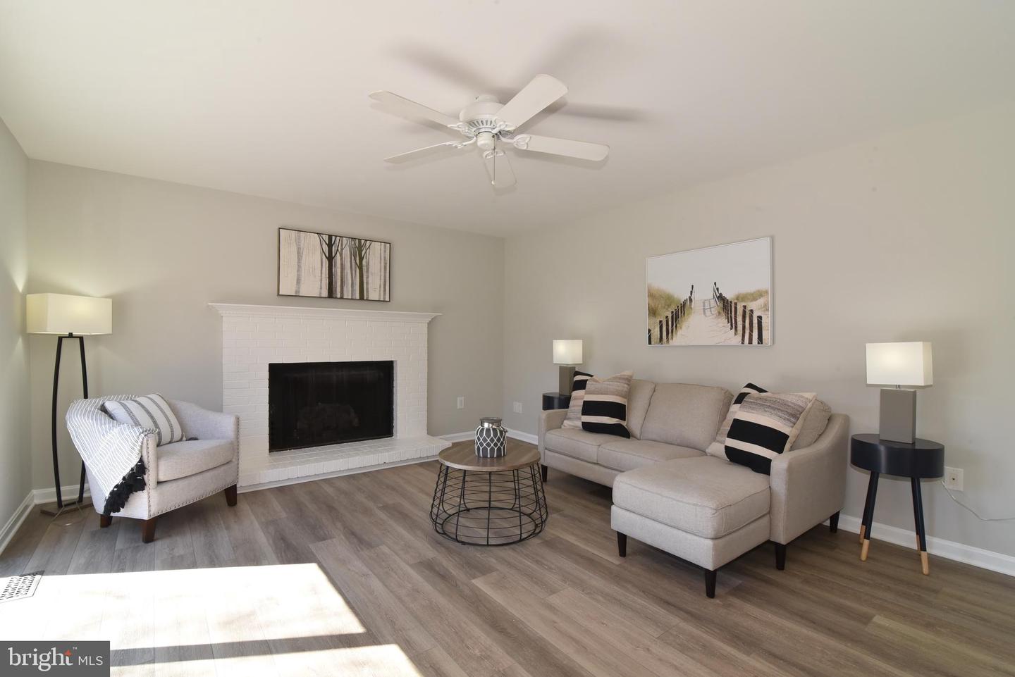 1548 KINGSTREAM CIRCLE