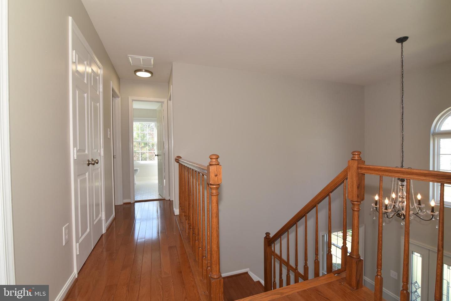 1548 KINGSTREAM CIRCLE