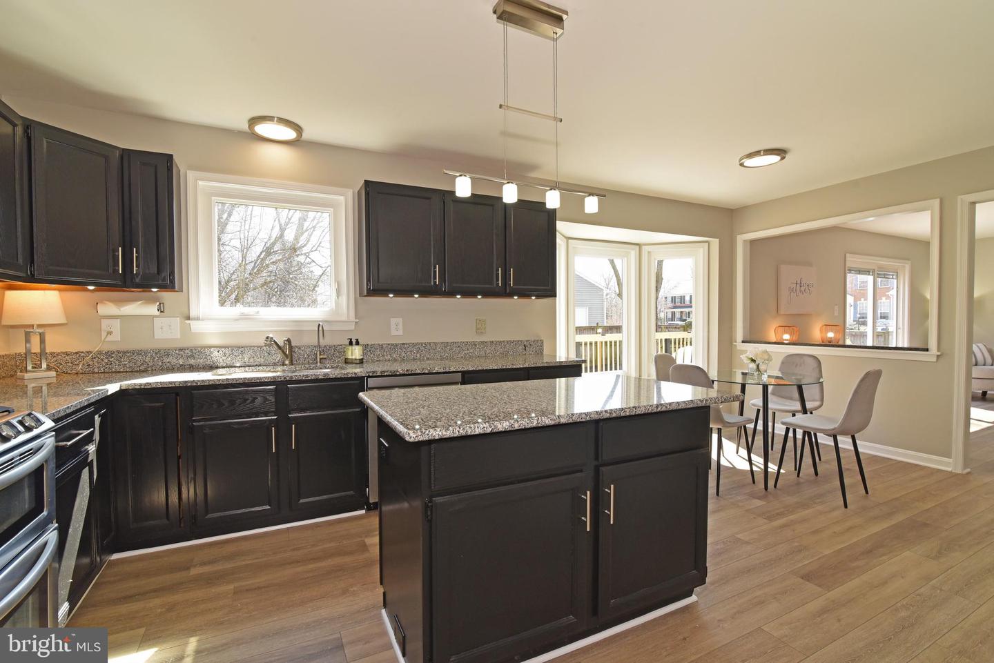 1548 KINGSTREAM CIRCLE