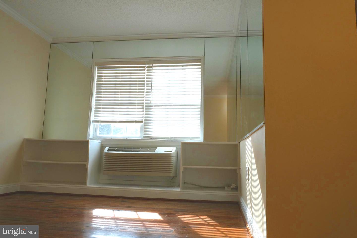 2241 FARRINGTON AVENUE Unit: 303