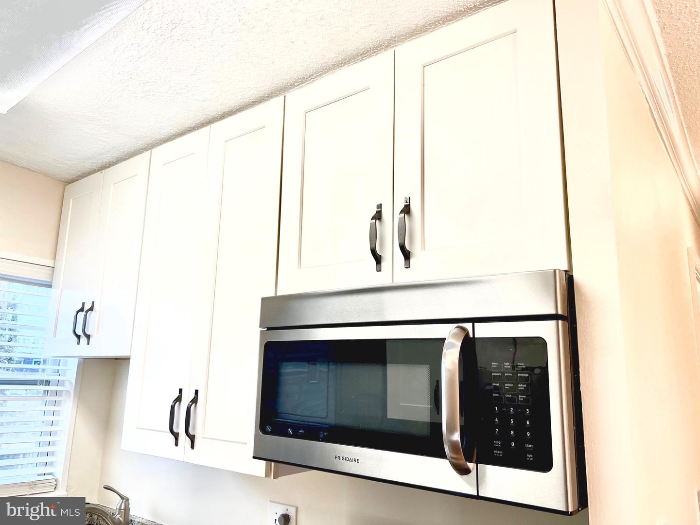 2241 FARRINGTON AVENUE Unit: 303