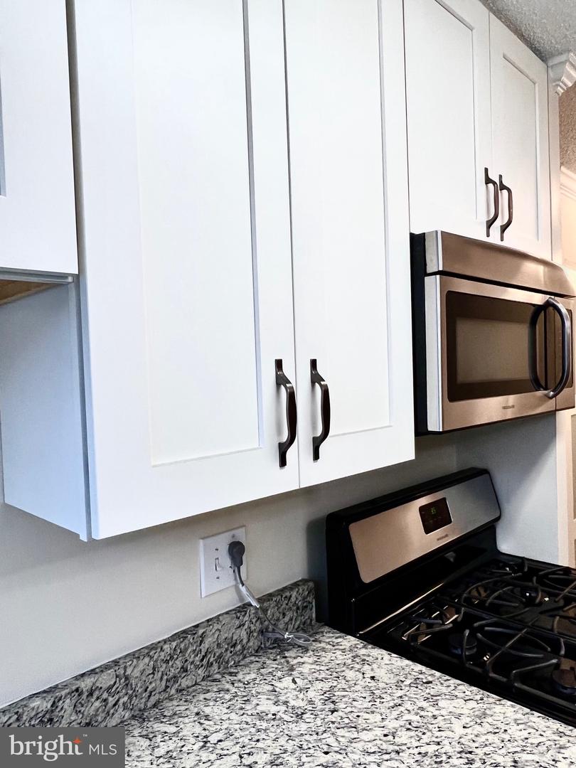 2241 FARRINGTON AVENUE Unit: 303