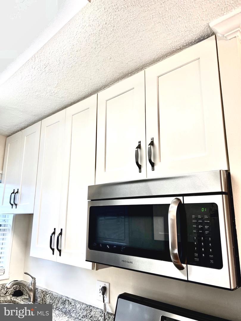 2241 FARRINGTON AVENUE Unit: 303