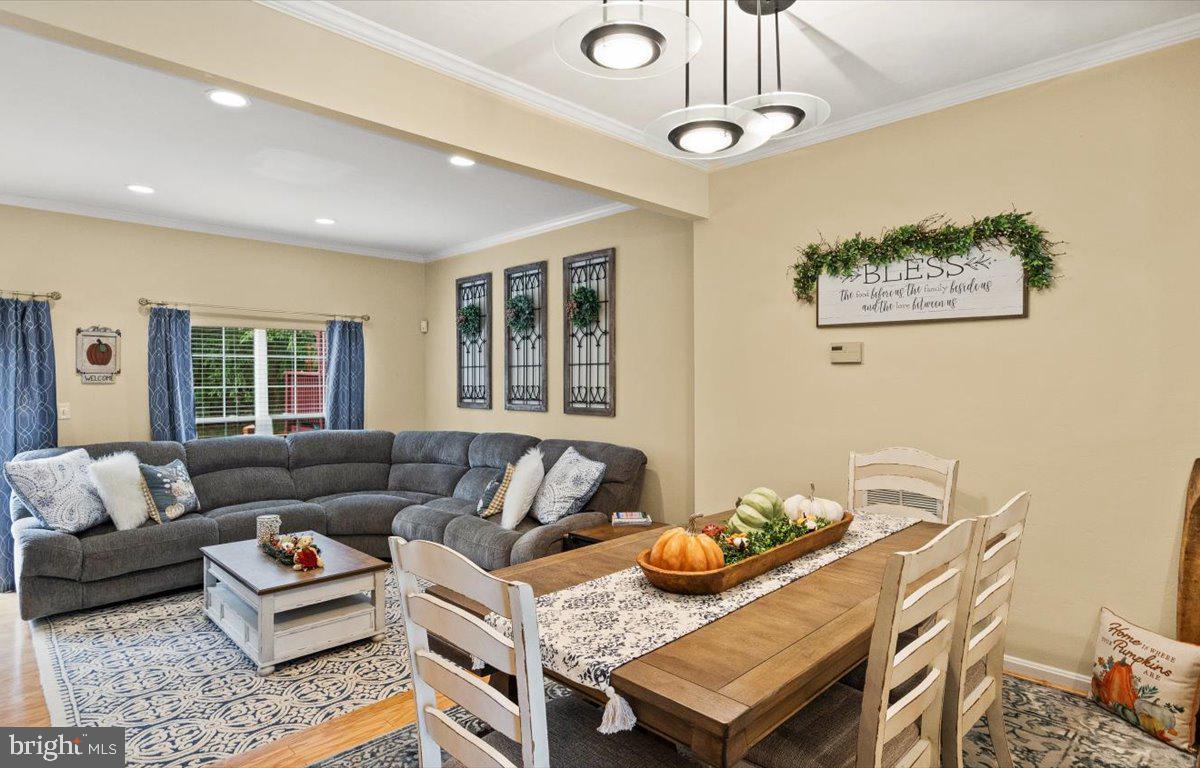 5554 JOWETT COURT