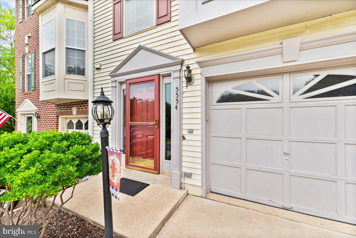 5554 JOWETT COURT