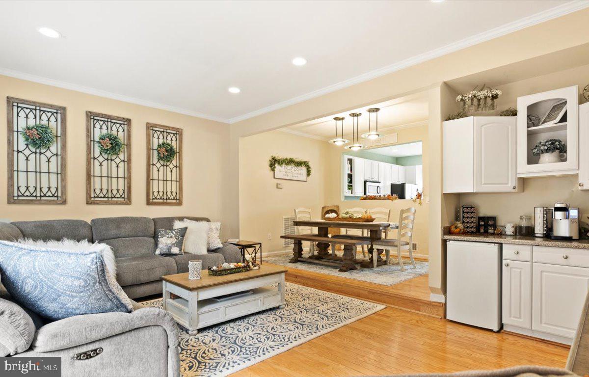5554 JOWETT COURT