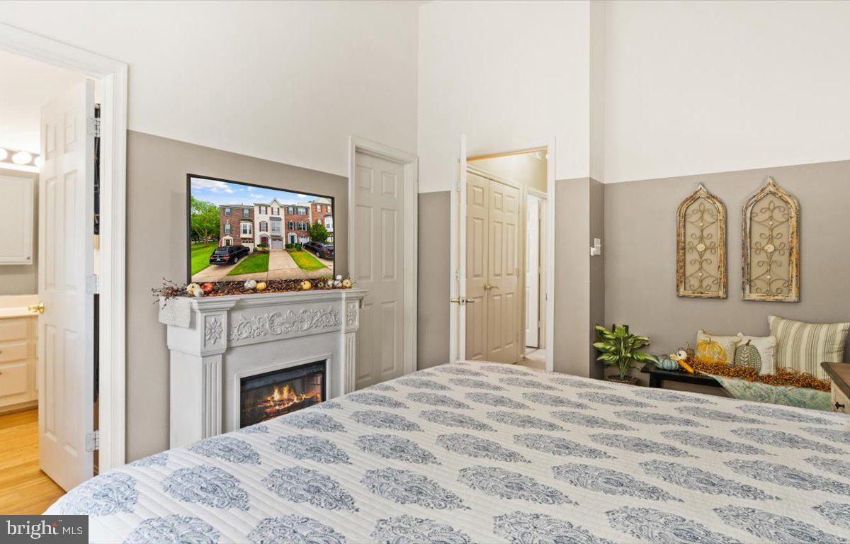 5554 JOWETT COURT