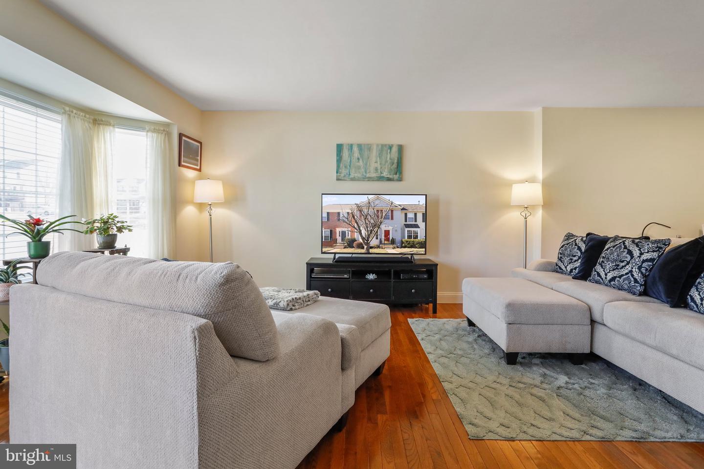 5728 BELCHER FARM DRIVE