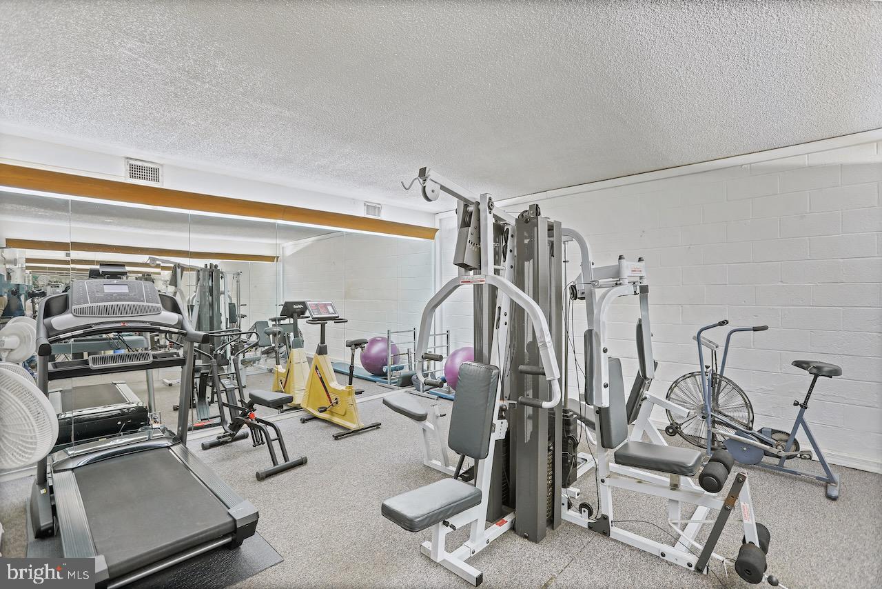 7700 TREMAYNE Unit: 102