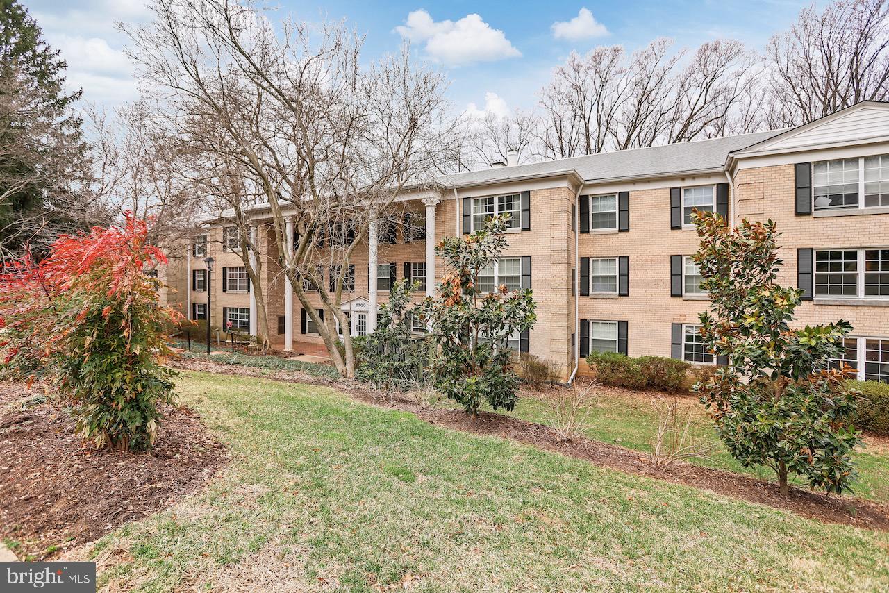 7700 TREMAYNE Unit: 102