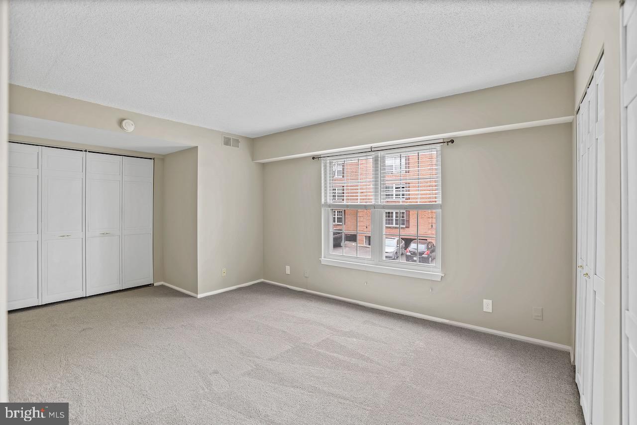 7700 TREMAYNE Unit: 102