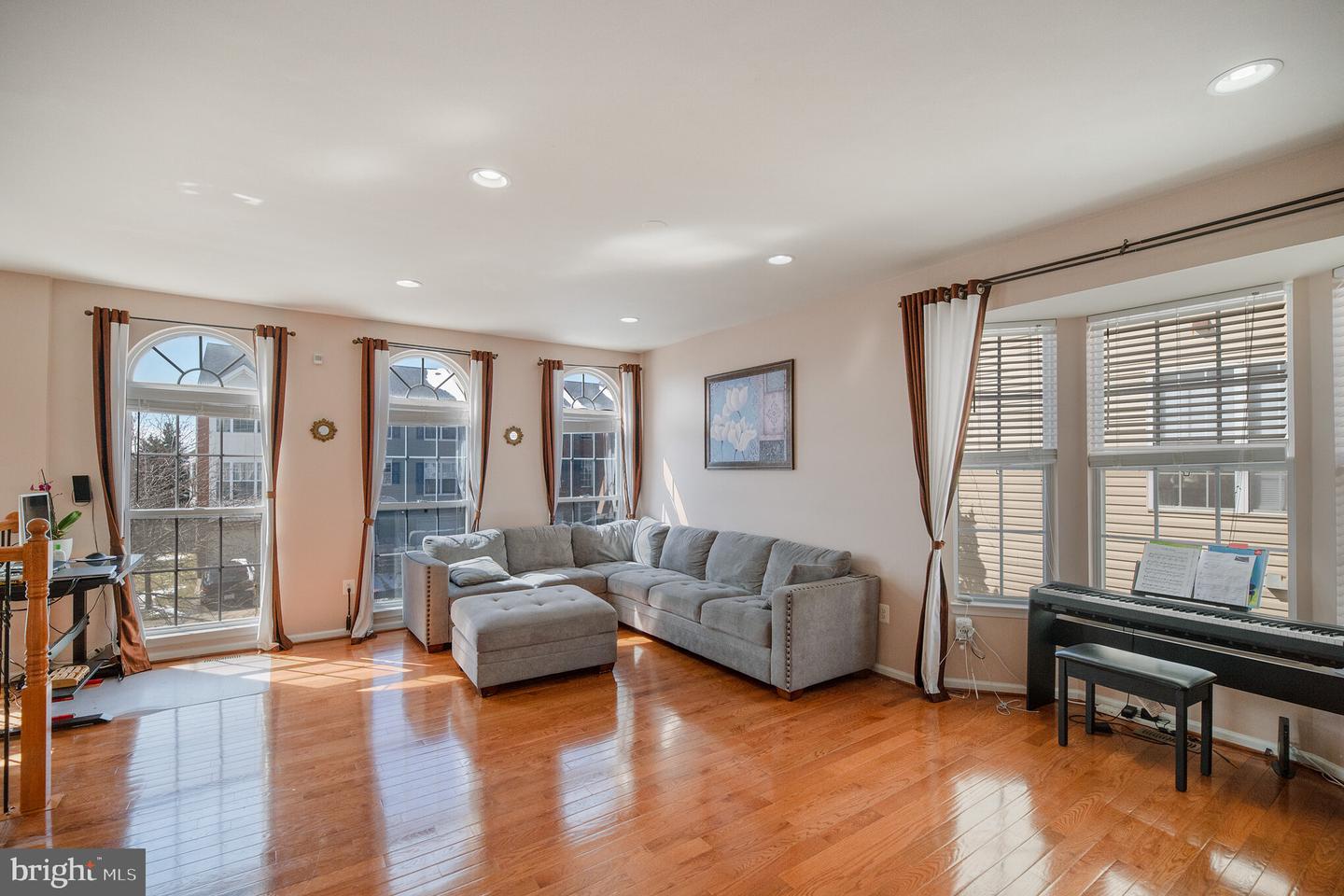 2509 GOLDEN HARVEST COURT
